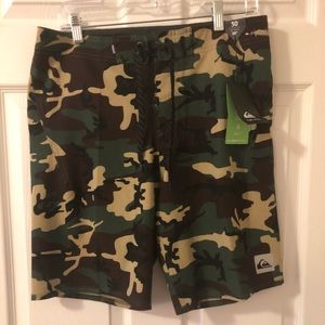 Quicksilver camo swim trunks NWT!